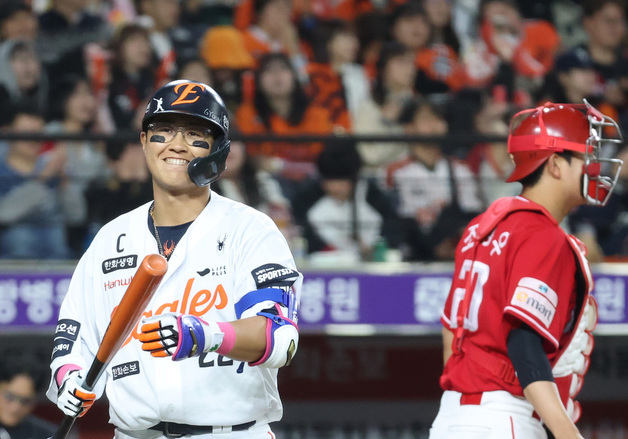 만루 찬스  아깝네, 삼진 물러나는 캡틴