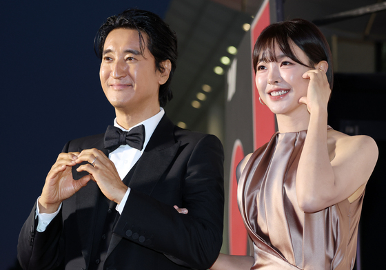 '선을 넘는' 영화의 향연…제27회 전주국제영화제 화려한 개막