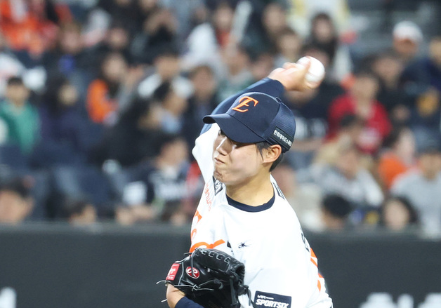 투구하는 원종혁