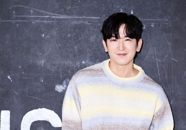 신화 이민우, 3일 신곡 '원더 유' 발매…세련된 그루브 담았다