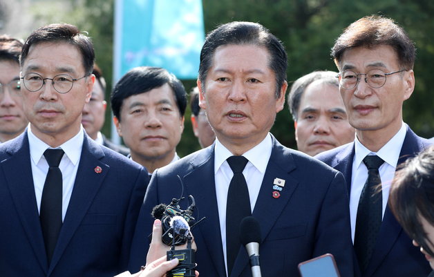 제주4·3평화공원 찾은 정청래 대표