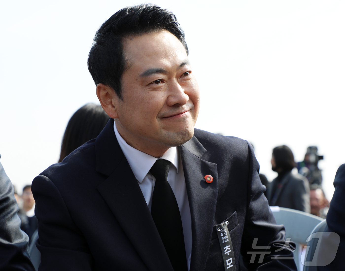 (제주=뉴스1) 오미란 기자 = 장동혁 국민의힘 대표가 3일 오전 제주4·3평화공원에서 열린 제78주년 4·3 희생자 추념식에 참석하고 있다. 2026.4.3/뉴스1