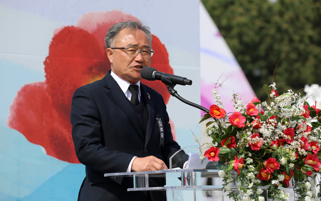 인사말하는 김창범 4·3유족회장