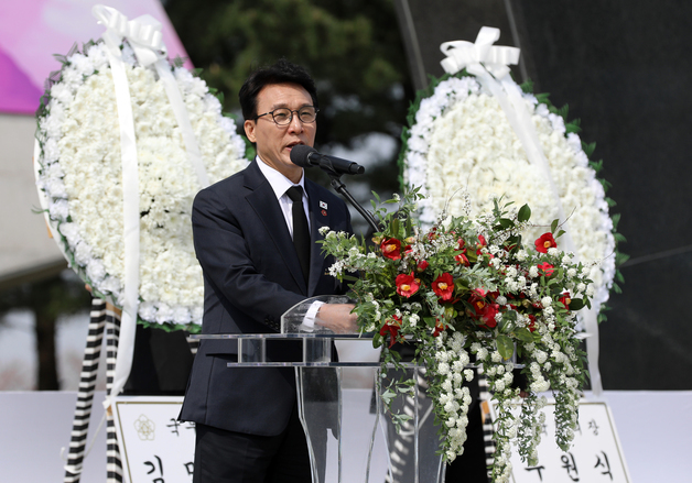 金총리 "제주 4·3의 진실 낱낱이 규명…결코 작별하지 않겠다"