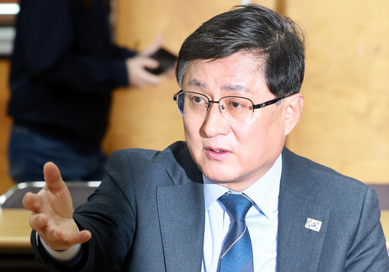 기후장관 "전기요금, 중동전쟁 여파 3~6개월 뒤 영향 있을 수도"