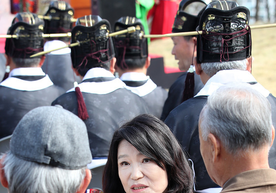 '이진숙 인사 드립니다'