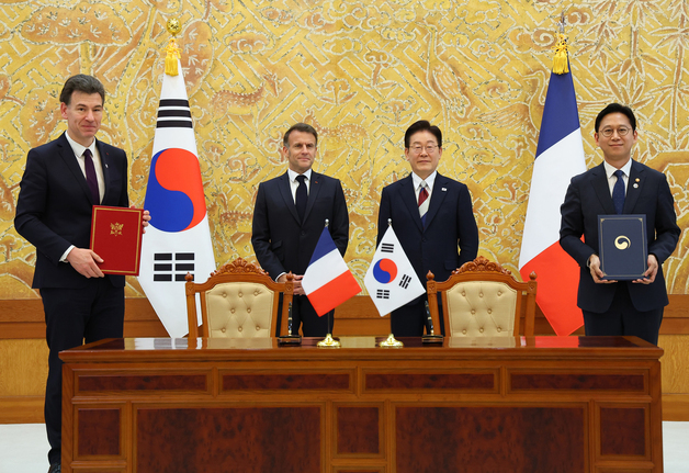 한·프, '인공지능·반도체 및 양자기술 분야 협력 의향서' 교환식