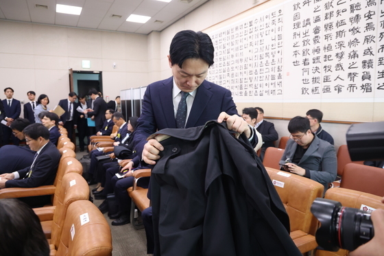 국조특위 증인 출석한 박상용 검사