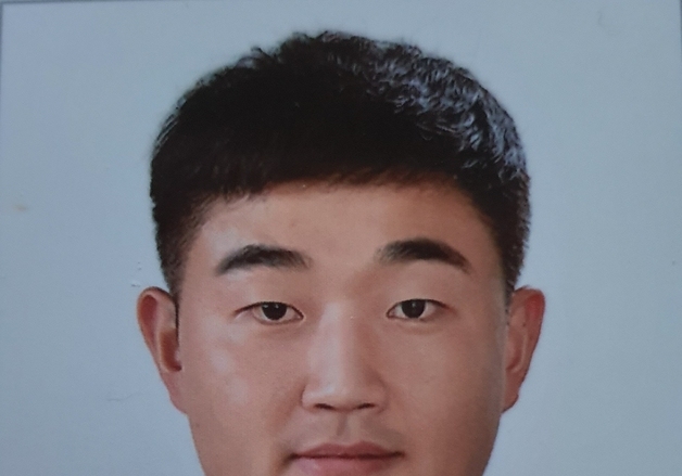 고속도로 사고 목격한 해양경찰관, 운전자 구조하고 2차 사고 예방