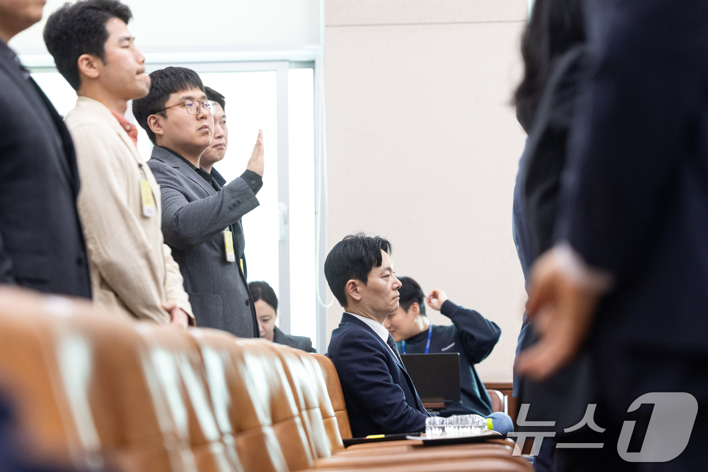 (서울=뉴스1) 이승배 기자 = 쌍방울 대북송금 사건을 담당했던 박상용 검사가 3일 서울 여의도 국회에서 열린 윤석열정권 정치검찰 조작기소의혹 사건 진상규명 국정조사특별위원회 전체 …