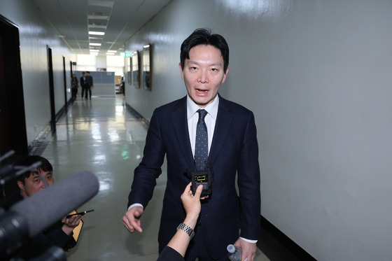 소명 기회 촉구하는 박상용