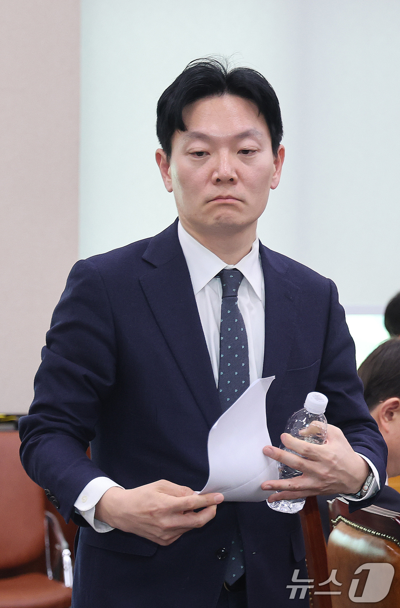 (서울=뉴스1) 신웅수 기자 = 쌍방울 대북송금 사건을 담당했던 박상용 검사가 3일 서울 여의도 국회에서 열린 윤석열정권정치검찰조작기소의혹사건진상규명국정조사특별위원회 전체회의에서 …