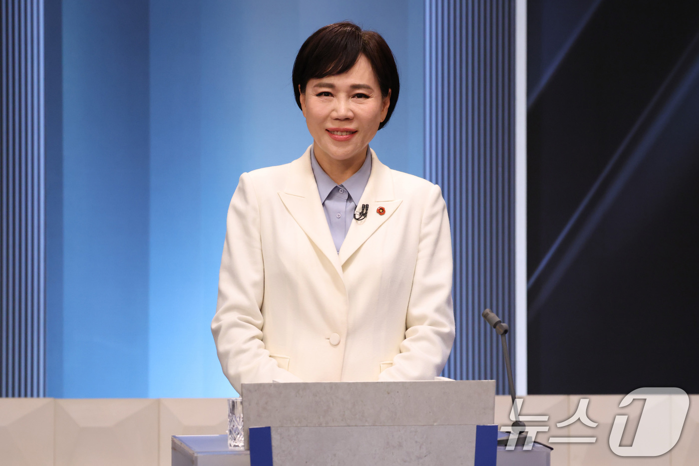 (서울=뉴스1) 국회사진기자단 = 전현희 더불어민주당 서울시장 예비후보가 3일 서울 여의도 KBS 스튜디오에서 열린 더불어민주당 서울시장 본경선 후보자 2차 합동토론회에서 토론을 …