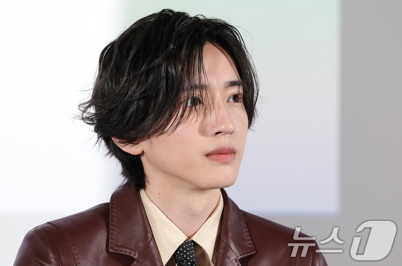 (서울=뉴스1) 권현진 기자 = 일본 배우 미치에다 슌스케(道枝駿佑)가 3일 서울 용산구 CGV용산아이파크몰에서 열린 영화 ‘네가 마지막으로 남긴 노래’ 기자 간담회에서 취재진 질 …