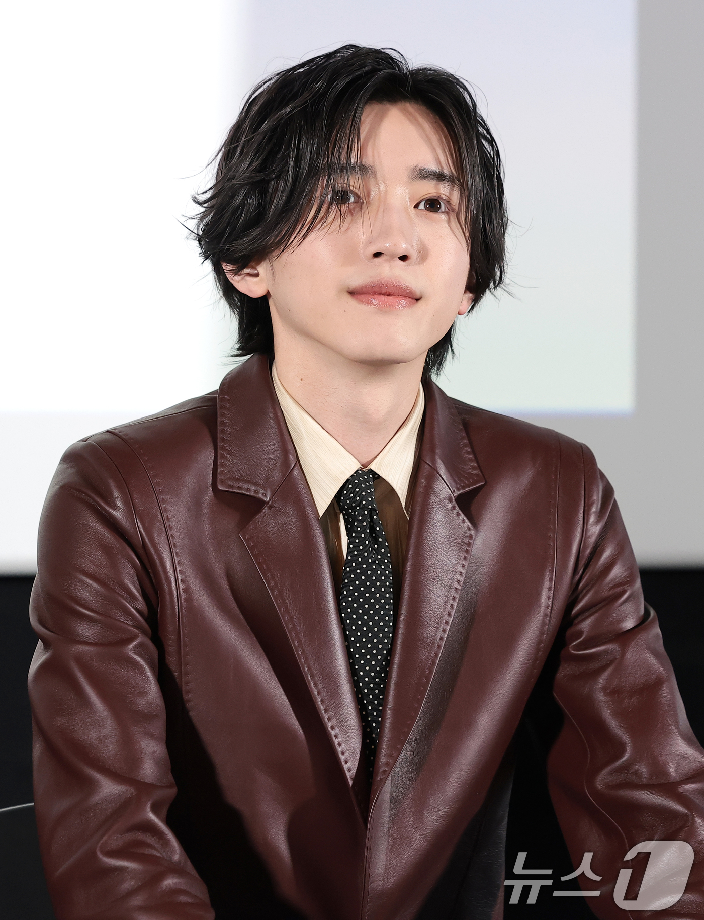 (서울=뉴스1) 권현진 기자 = 일본 배우 미치에다 슌스케(道枝駿佑)가 3일 서울 용산구 CGV용산아이파크몰에서 열린 영화 ‘네가 마지막으로 남긴 노래’ 기자 간담회에서 취재진 질 …