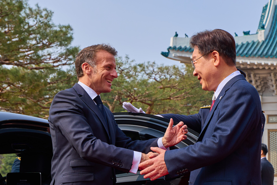 마크롱 '영화산업 정상회의' 깜짝제안…李대통령 흔쾌히 수락한 이유
