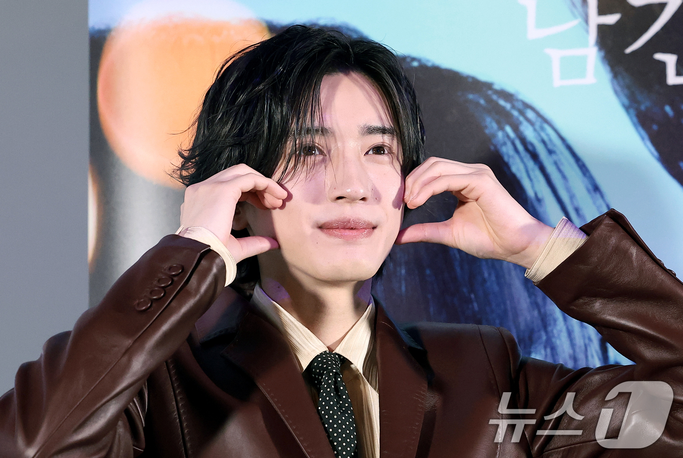 (서울=뉴스1) 권현진 기자 = 일본 배우 미치에다 슌스케(道枝駿佑)가 3일 서울 용산구 CGV용산아이파크몰에서 열린 영화 ‘네가 마지막으로 남긴 노래’ 기자 간담회에서 포즈를 취 …