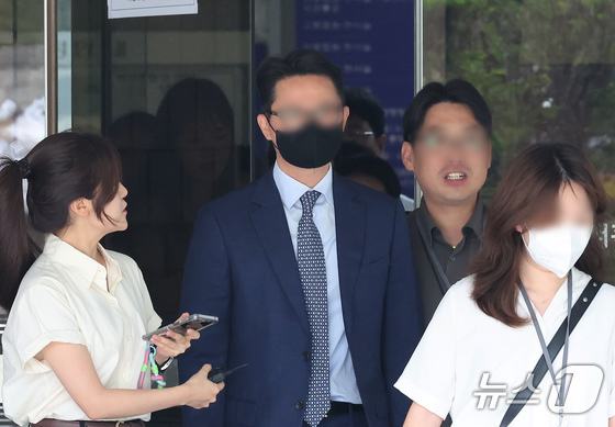 '통일교 청탁' 윤영호, 2심 징역 1년 6개월에 상고