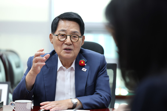 박지원 "이번이 마지막…일 잘하는 K-국회 만들어 나라 살리고 싶다"