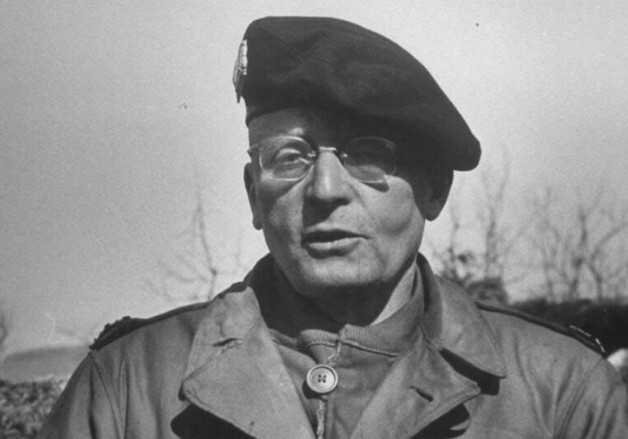 5월의 6·25전쟁영웅에 김영덕 이등중사·몽클라르 프랑스 중령