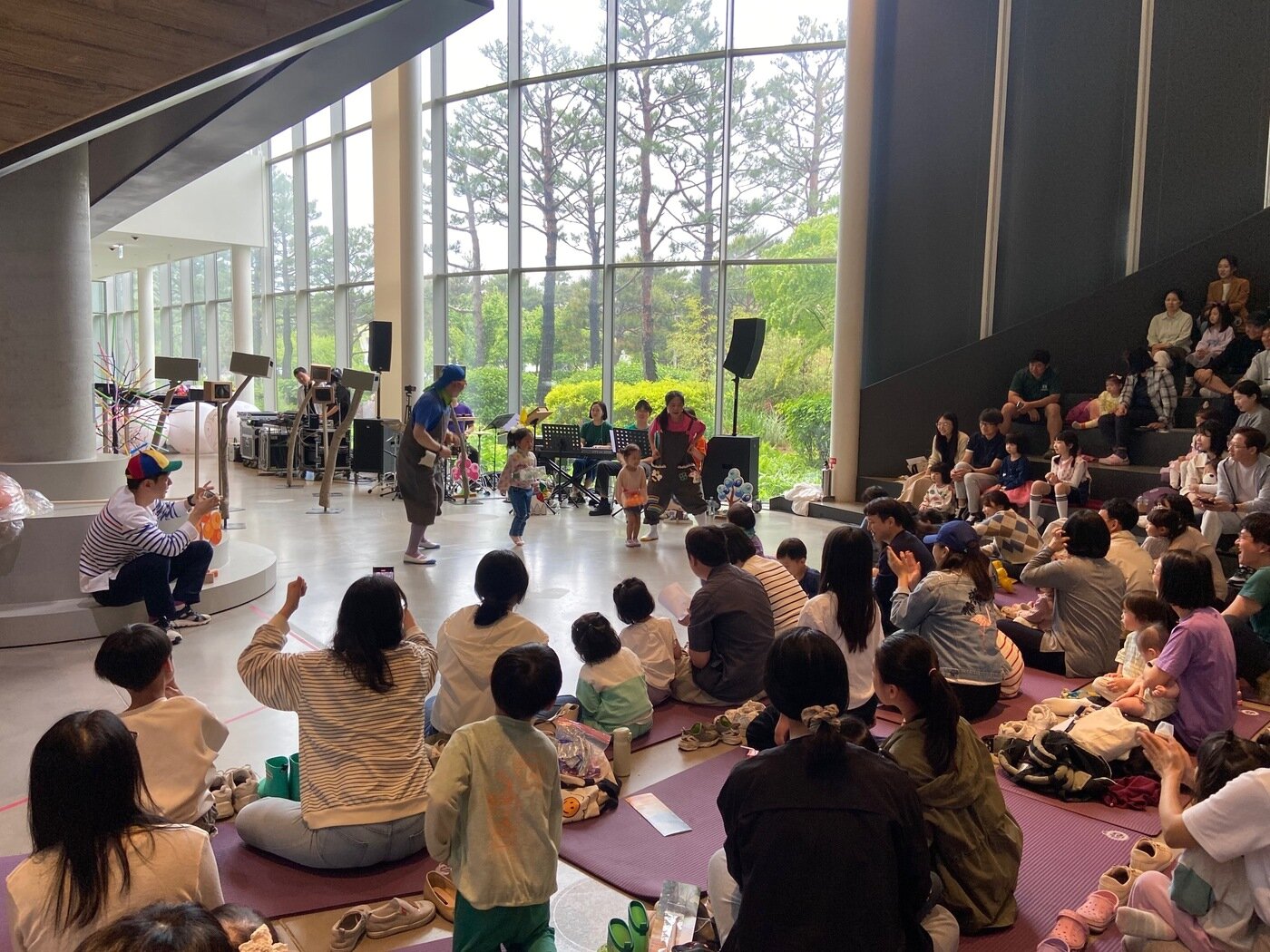 본문 이미지 - 수원시립미술관 어린이날 행사전경 (수원시립미술관 제공)