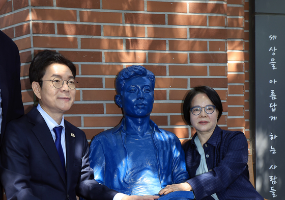 정원오 후보, 전태일 열사 동생과 함께