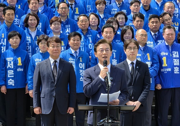 전재수 "HMM 본사 이전 노사 합의 임박…부산 초일류 해양수도 도약"