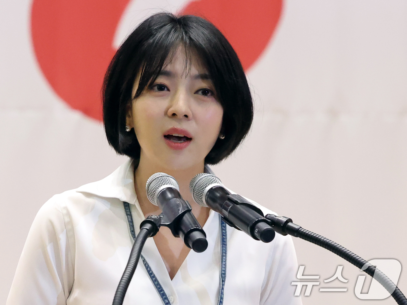 (서울=뉴스1) 황기선 기자 = 배현진 국민의힘 서울시당위원장이 30일 오전 서울 여의도 국회에서 열린 '제9회 전국동시지방선거 국민의힘 서울시당 필승결의 및 공천자대회에서 인사말 …