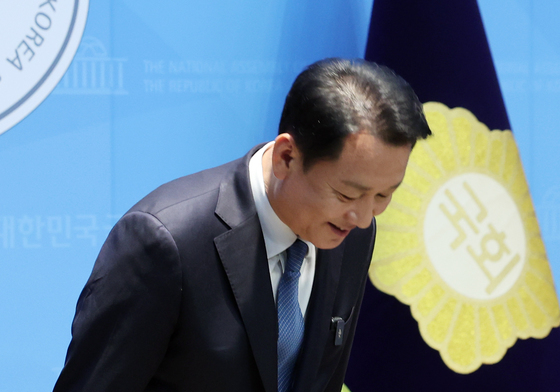 인사하는 이광재 전 강원지사…보궐선거 하남갑 출사표