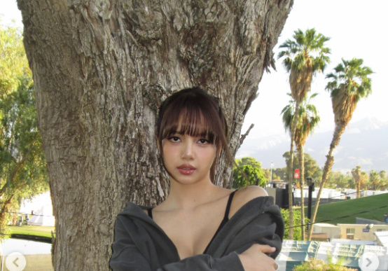 블랙핑크 리사, '핫보디' 인증…각선미에 한 줌 허리·칼 각 어깨 [N샷]