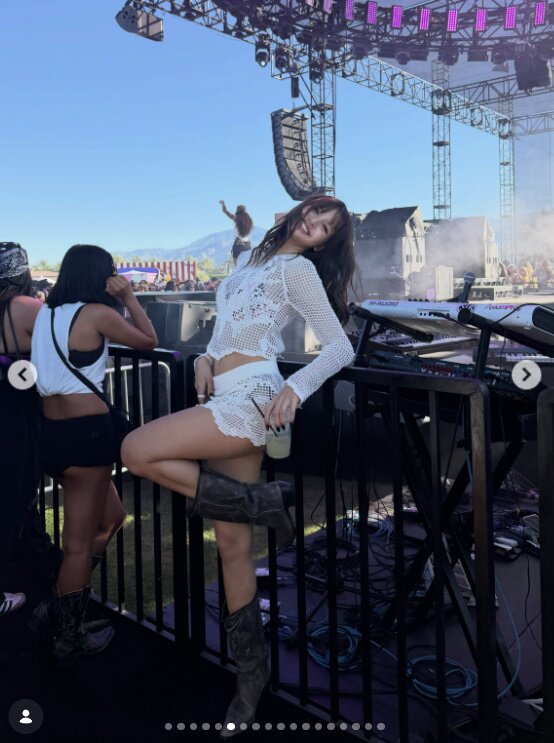 본문 이미지 - 리사 인스타그램 캡처