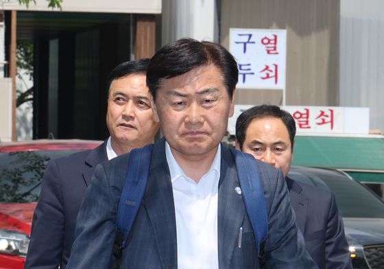 김관영 전북지사, '2차 종합특검 출석'