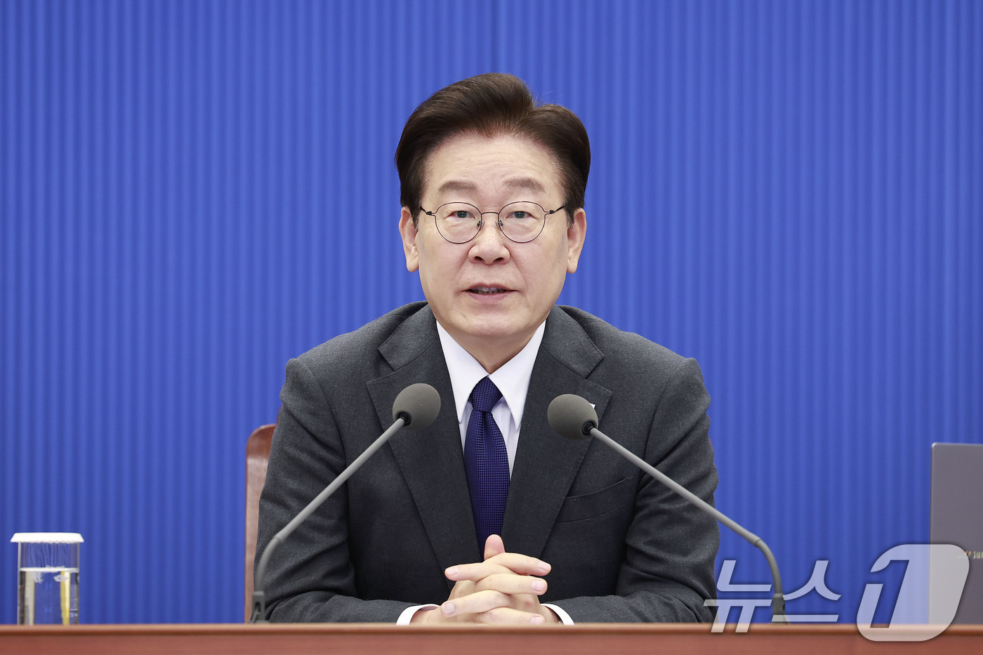 (서울=뉴스1) 이재명 기자 = 이재명 대통령이 30일 청와대에서 열린 수석보좌관회의에서 발언하고 있다. (청와대통신사진기자단) 2026.4.30/뉴스1