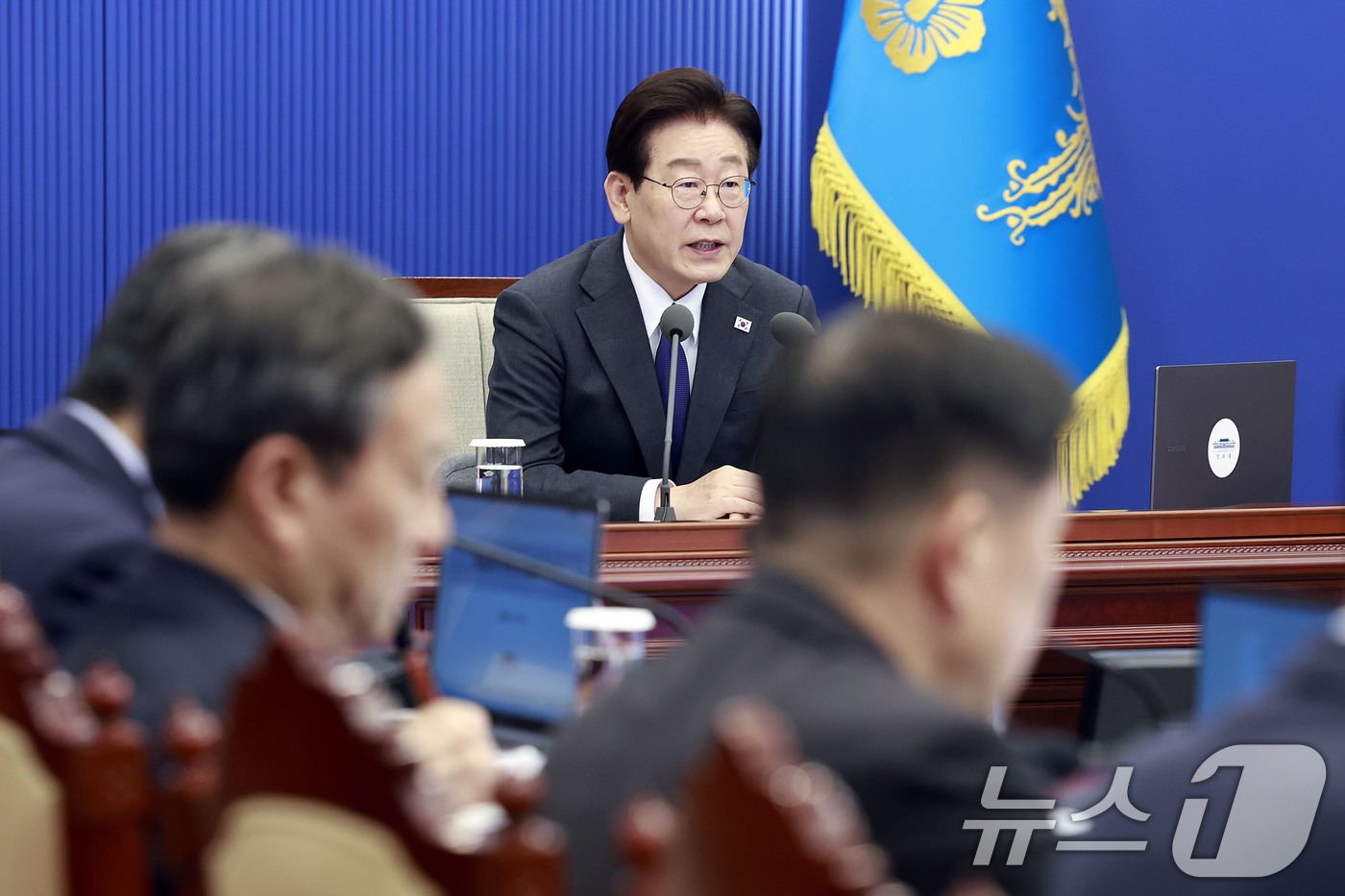 (서울=뉴스1) 이재명 기자 = 이재명 대통령이 30일 청와대에서 열린 수석보좌관회의에서 발언하고 있다. (청와대통신사진기자단) 2026.4.30/뉴스1