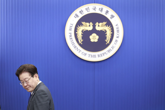 靑, 트럼프 '주독 미군 감축' 언급에 "변화가능성 유의, 美와 긴밀 협력"(종합)