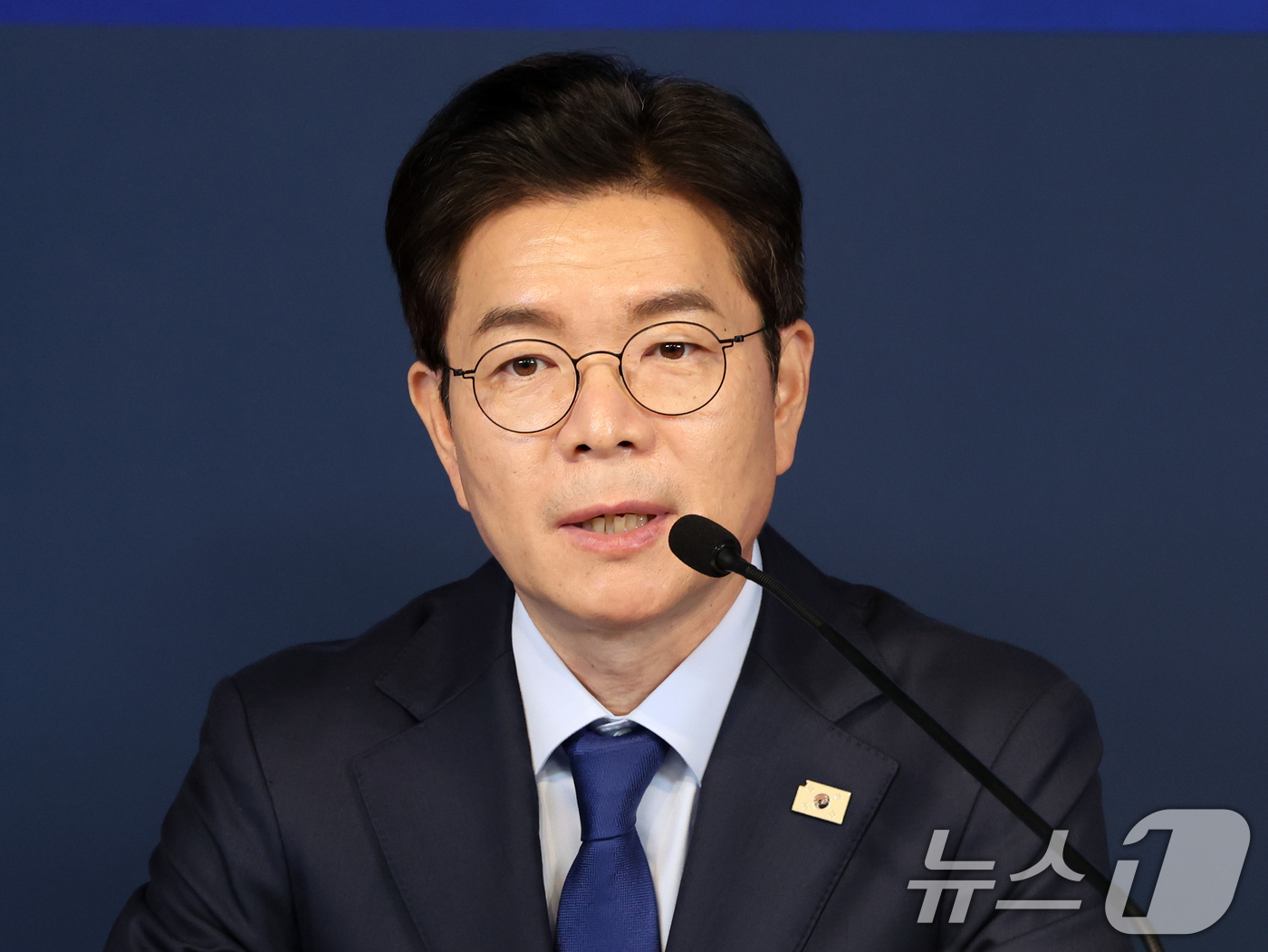 (서울=뉴스1) 황기선 기자 = 정원오 더불어민주당 서울시장 후보가 30일 오후 서울 여의도 더불어민주당 중앙당사에서 열린 전국직능대표자회의 타운홀미팅에서 발언을 하고 있다. …