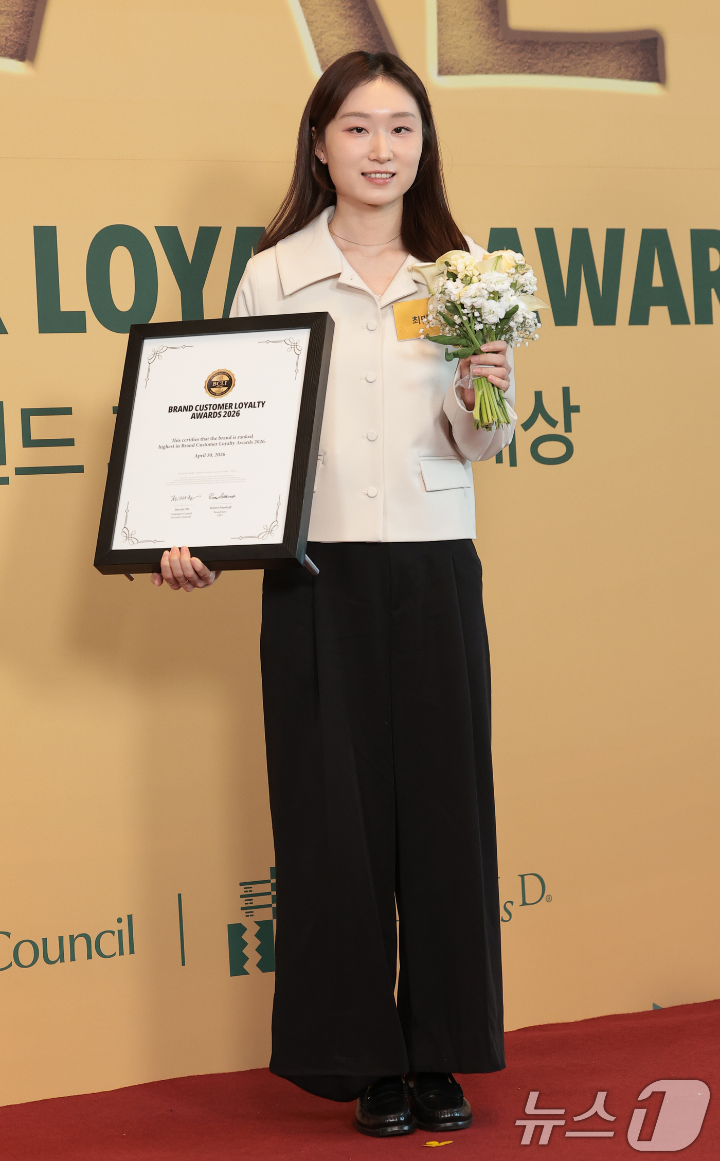 (서울=뉴스1) 권현진 기자 = 쇼트트랙 선수 최민정이 30일 오후 서울 영등포구 콘래드 호텔에서 열린 '2026 브랜드 고객충성도 대상'에 참석해 포즈를 취하고 있다. 2026. …