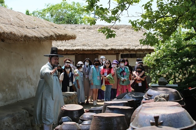 "빌딩 숲 대신, 황금 들녘으로"…김제시 '일주일 살기' 프로그램 운영