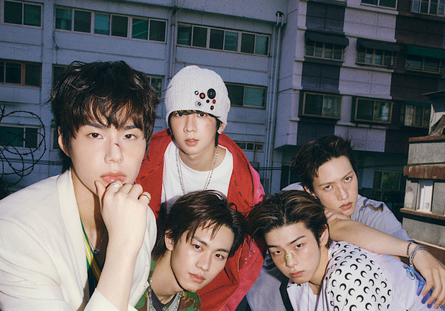 82메이저, 제대로 빛난 악동 비주얼…힙함 가득 스타일링 [N화보]