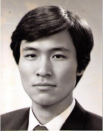 본문 이미지 - 우상호 더불어민주당 강원도지사 후보의 연세대 총학생회장 입후보 당시 사진(우상호 캠프 제공)