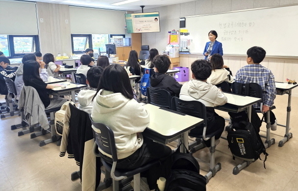 "헌법, 교실에 가다" 전북교육청, '찾아가는 헌법교육' 운영
