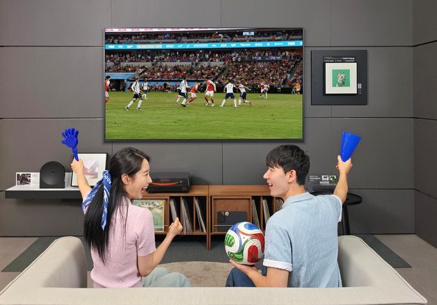 대형 TV 판매량 50% 급증…삼성전자, '글로벌 축구 특수' 정조준