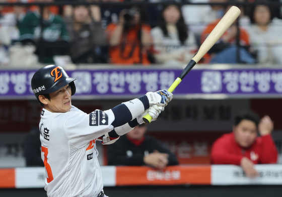 최재훈 적시타로 앞서가는 한화