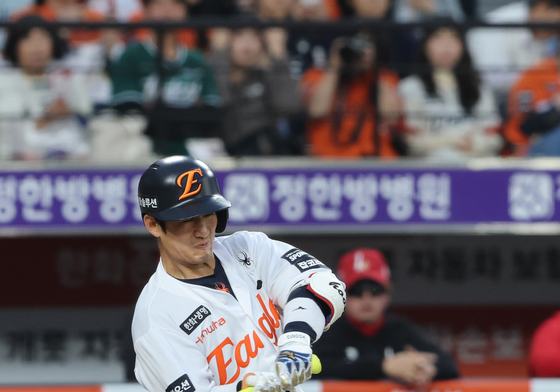 최재훈, 적시타로 한화 선취점