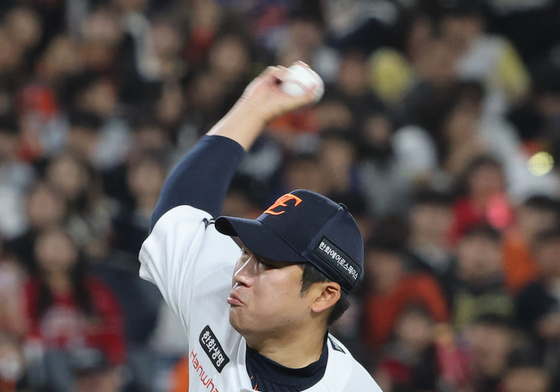 교체 투입된 이민우