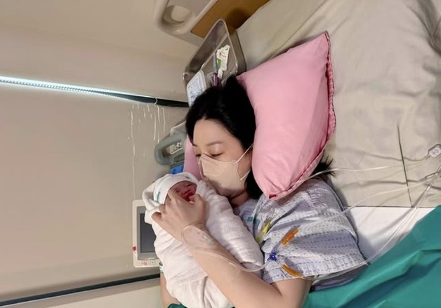 김소영♥오상진, 둘째 득남 "네 가족 됐다"