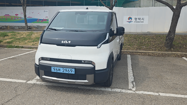 본문 이미지 - PV5 오픈베드.  2026.4.3. ⓒ 뉴스1 박기범 기자