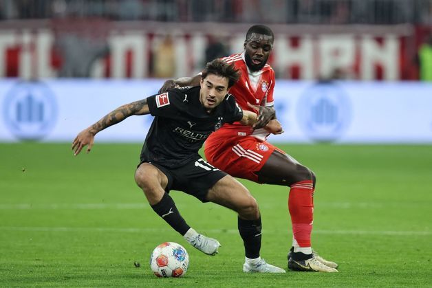 부상으로 대표팀 하차했던 옌스…소속팀 복귀해 분데스리가 첫 도움