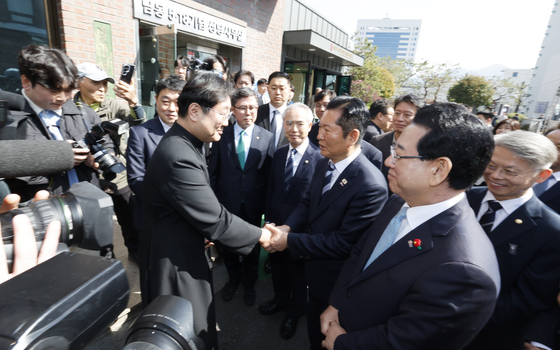 광주 5.18기념성당 찾은 정청래 대표