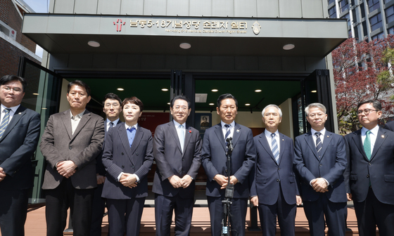 광주 남동 5.18기념성당 찾은 정청래 대표